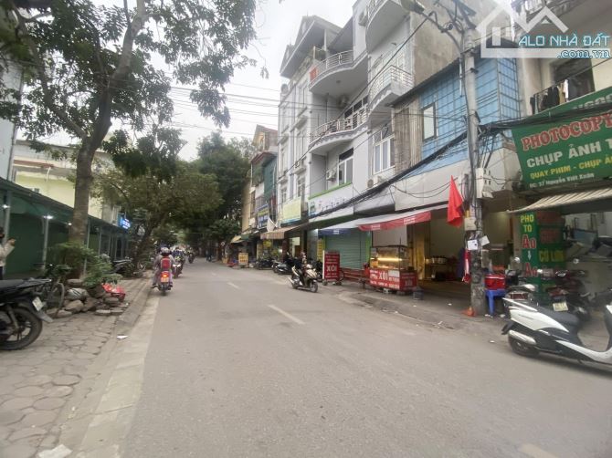 MP lô góc Nguyễn Viết Xuân, KD cực đỉnh, vỉa hè rộng, DT 40m2, MT 13m chỉ 10,8 tỷ - 1