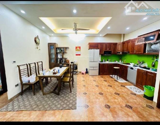 Bán nhà mặt ngõ 85 Xuân Thủy, Dịch Vọng Hậu, Cầu Giấy. ba gác đỗ cửa - 1