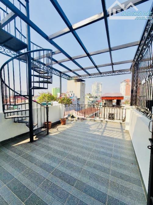 Bán Nhà Mới - Nguyễn Văn Cừ - Combo Ô Tô Đỗ Cửa + Thang Máy - Ở Luôn - 1