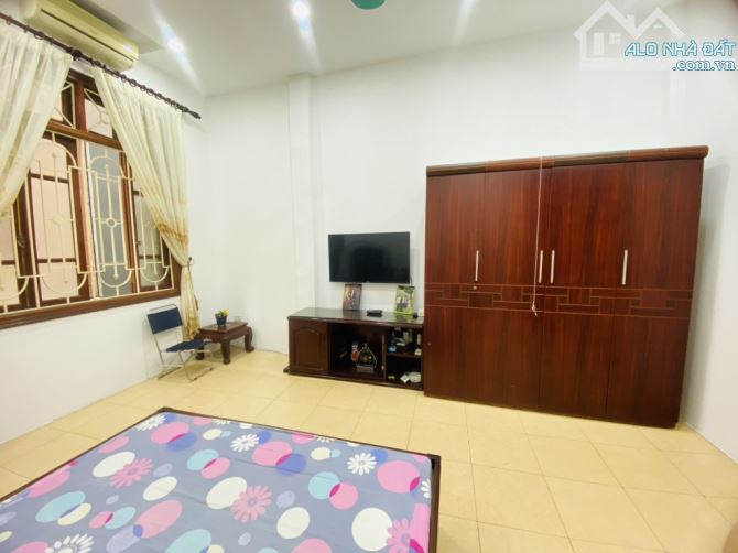 An Dương Tây Hồ.Dt: 47,3M2 x 3T..MT:4,3M..SĐPL.. Giá 11,8 tỷ - 1