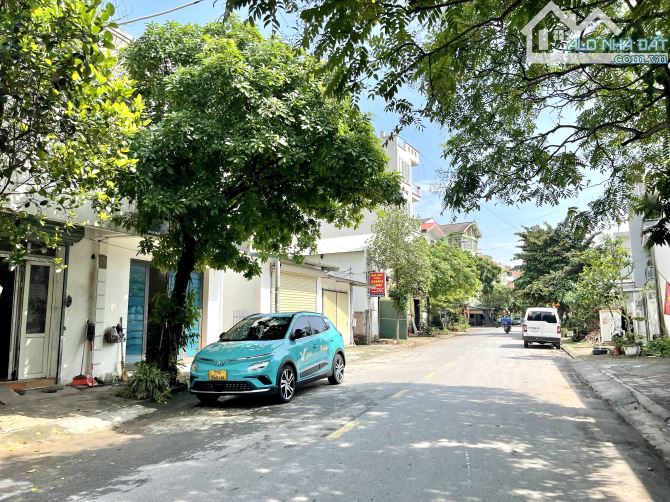 Siêu hiếm khuôn tiền nhỉnh 8 tỷ, TĐC Trâu Quỳ, Vỉa hè oto tránh, Giá đầu tư - 1