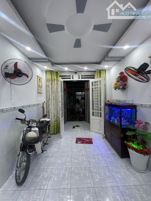 HẺM BA GÁC NHÀ SẠCH ĐẸP CÔNG - ĐƯỜNG 5E - BÌNH HƯNG HÒA A - BÌNH TÂN -DT: 30M2- 3 TỶ 5 - 1