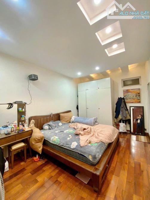 Bán Nhà Lương Định Của 60m2, 4 Tầng Oto Tránh. Hai Thoáng 12.5 Tỷ - 1