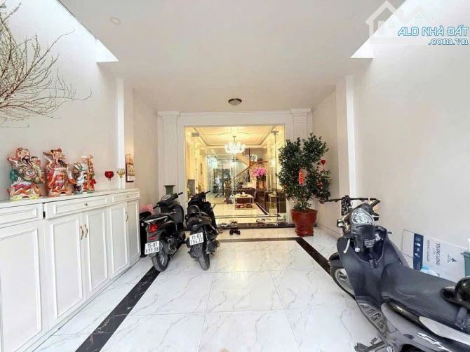 Bán nhà khu phân lô Thư Trung 2 - Văn Cao. DT 90m2 x 4T - 2