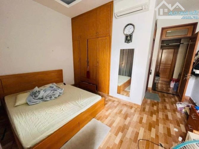 Nhà Đẹp Bùi Đình Tuý – Hẻm 6m – Sổ Vuông – 12.5 Tỷ Có Nhà 4 Tầng - 2