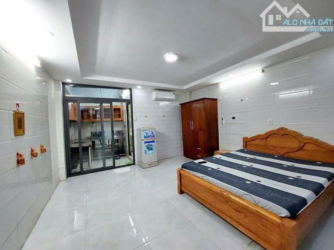 NHÀ RỘNG- ĐƯỜNG TO- DÒNG TIỀN CAO-GIÁ TÔT-BÁN NHÀ 4.5×17-5 TẦNG-HXH QUANG TRUNG GÒ VÂP - 2