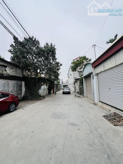 Chuyển nhượng lô đất 2 mặt thoáng trước sau ngay tuyến 2 đường Máng Nước - 2