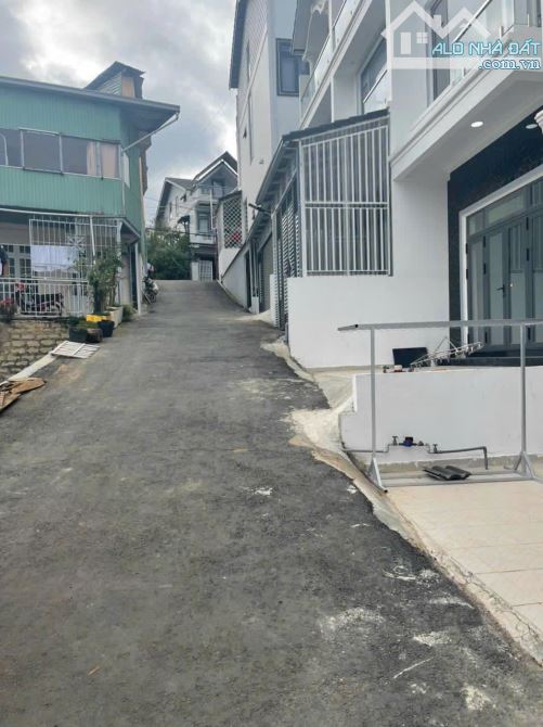 Đất biệt thự- view đep-  Nguyễn Đình Quân - P5 - Đà lạt. Gía 348m2 giá 11 tỷ - 2