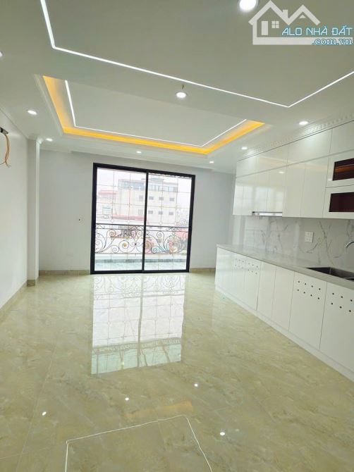 SIÊU PHẨM CẦU GIẤY-38M X6t- THANG MÁY- 4NKK-GẦN Ô TÔ- GẦN HỒ- 9 TỶ HƠN - 2
