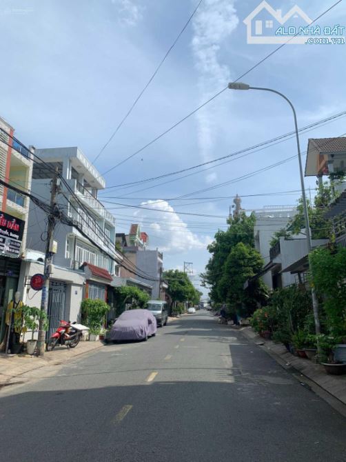 Nhà C4 mặt tiền Nguyễn Thị Thơi , Hiệp Thành . 5.4x26 ,140m2 giá 8.05 tỷ - 2