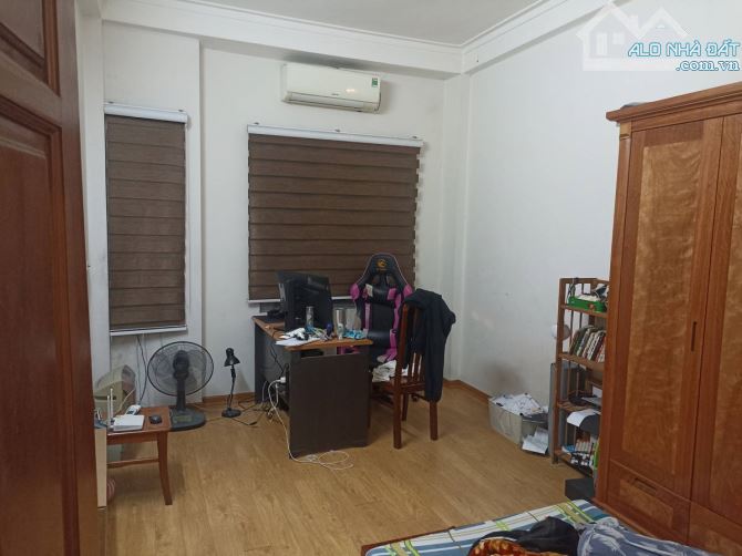 Nhà Bồ đề dân xây chắc chắn 50m 5 tầng ngõ ô tô kinh doanh 10 tỷ - 2
