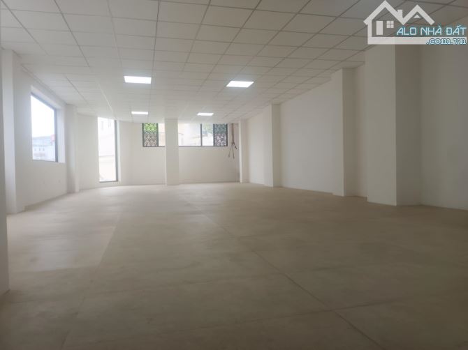 TÒA NHÀ MẶT TIỀN ĐƯỜNG LÊ QUANG ĐỊNH - P 1 - GÒ VẤP - 10 TẦNG 7.2X26 - GIÁ 8x TỶ - 2