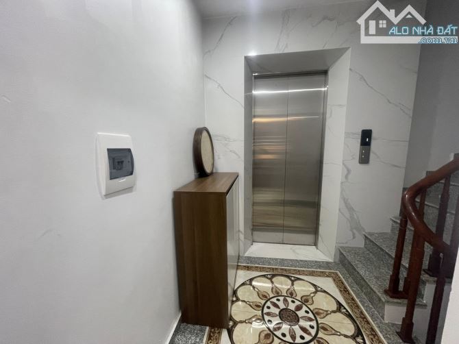 Hoàng Đạo Thành  gara Ô Tô Thang máy kinh doanh  42m/6 tầng chỉ 12.7 tỷ. - 2