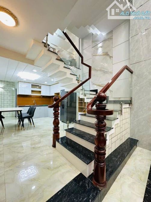 Chỉ 7tỷ sở hữu ngay nhà GV HXT 5m- 5 tầng-178m2-Khu phân lô Phạm Văn Chiêu- sát - 2