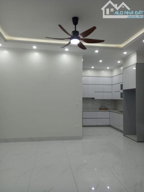 Bán nhà trong ngõ đường kênh ngõ nông - 2