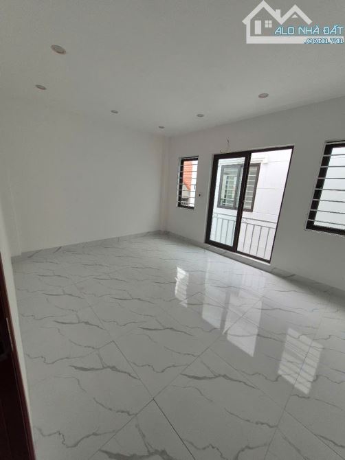 Nhà 3 tầng 50m2, full nội thất, ôtô đỗ ngõ,ngay trục chính, ủy ban Đại Thành,chợ TTâm xã - 2