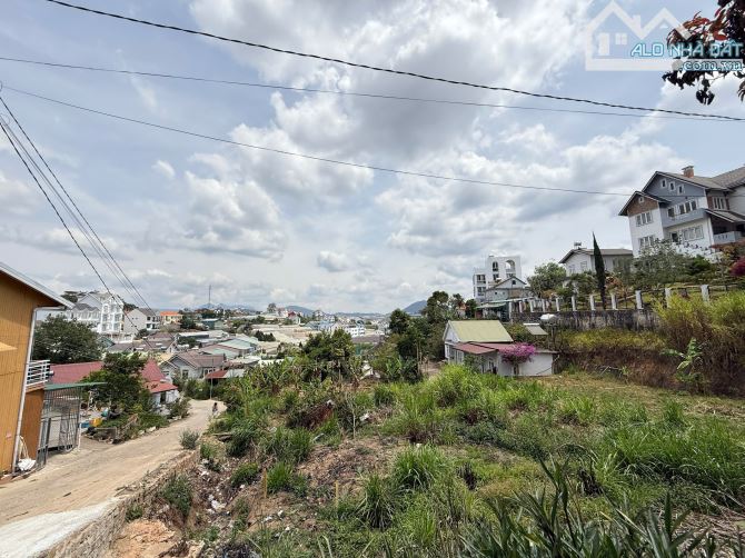 Bán Gấp Villa Nội Khu Nghỉ Dưỡng Chỉnh Chu 259m2 Ngang Hơn 11m Đường Ô Tô 12m Tránh Nhau - 2