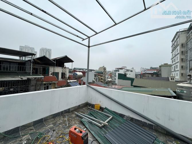 Bán nhà Nguyễn Văn Cừ 36mx 5 tầng 6,2 tỷ - 2