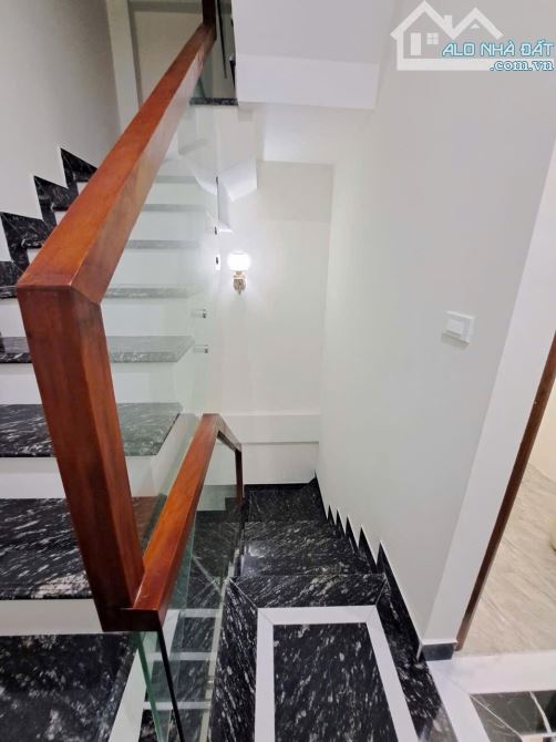 Chung cư mini mặt phố Đại An, cạnh Đại Học Kiến Trúc và Học Viên An Ninh, 70m2, 10 tầng - 2