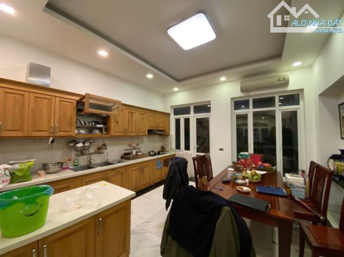 Bán nhà liền kề DT 80m x 4T x MT 5m quận Hà Đông, giá 21 tỷ - 2