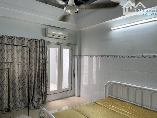 BÁN CHDV P6 TÂN BÌNH THU NHẬP 80TR THÁNG 4x30 HXH VÔ NHÀ GẦN TT CHỈ 1X - 2