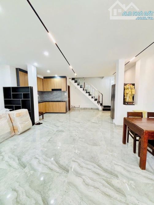 Chính chủ bán nhà; HXH Cây Trâm(Nguyễn Văn Khối) DT61m2; 2tầng; trung tâm tiện ích bao phủ - 2