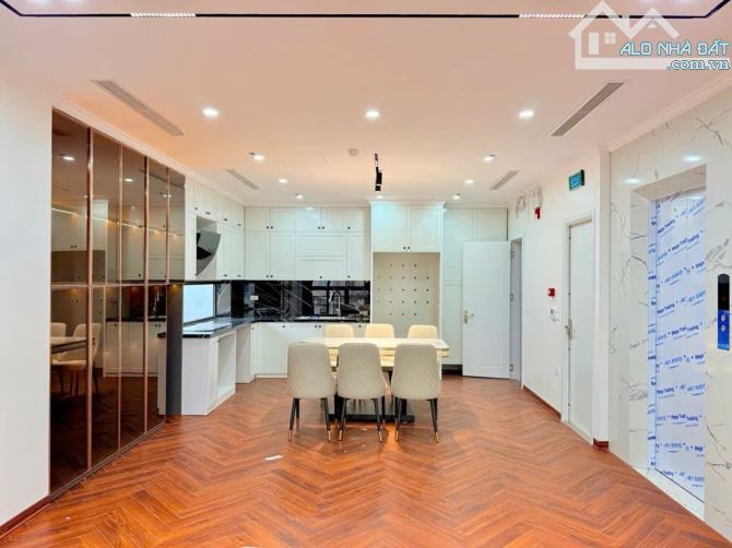 Bán nhà kim chung mặt đường kinh doanh ô tô tránh, lô góc 45m,5 tầng  chỉ hơn 7 tỷ - 2
