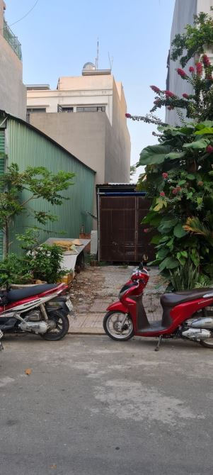 Bán đất DĩAn, đường nhựa 8m,đường 2 xe tăng đua nhau luôn,giá rẻ nhất khu vực - 2