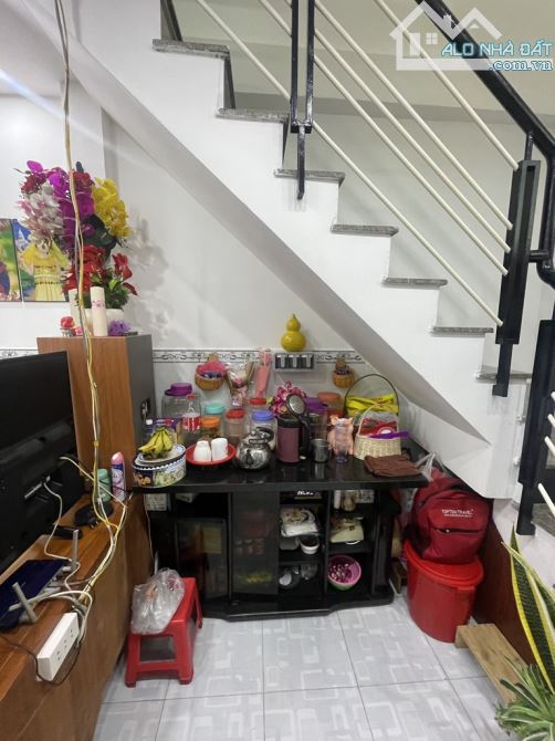 HẺM BA GÁC NHÀ SẠCH ĐẸP CÔNG - ĐƯỜNG 5E - BÌNH HƯNG HÒA A - BÌNH TÂN -DT: 30M2- 3 TỶ 5 - 2