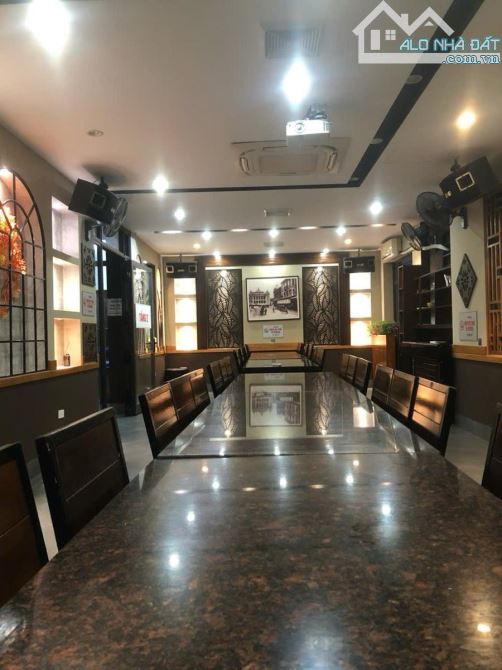 BÁN NHÀ MẶT PHỐ TRƯƠNG CÔNG GIAI – 75M² – 2TẦNG – MT 5.5M –VỈA HÈ RỘNG KINH DOANH– 43,x TỶ - 3