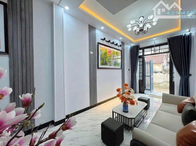 Nhà 2 tầng sát mặt tiền Phan Bội Châu kiệt ô tô đậu - P. Trường An, Tp Huế giá chỉ 2,X Tỷ - 3