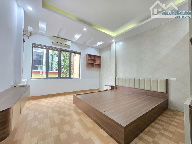 BÁN NHÀ NGÔ GIA TỰ, DT 50M x 4 TẦNG, MT 4M, NHỈNH 6 TỶ, VÔ VÀN TIỆN ÍCH, VỊ TRÍ SIÊU ĐẸP - 3