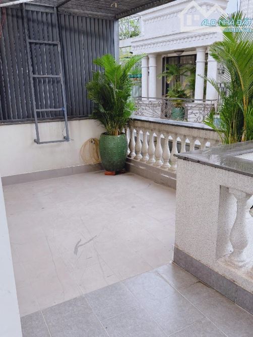 Mô tảGiảm mạnh 550 triệu giá chào mới 5.75 tỷ.Nhà sát mặt tiền Nguyễn văn Khối phường 9 Gò - 3