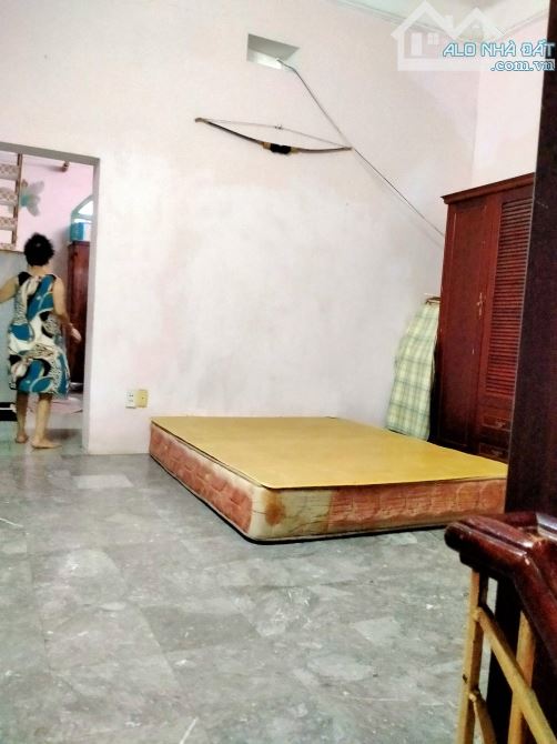 BÁN NHÀ NGHI TÀM, TÂY HỒ, NHÀ 2 THOÁNG TRƯỚC SAU, BA GÁC ĐỖ CỬA, 50M RA NGÕ Ô TÔ - 3