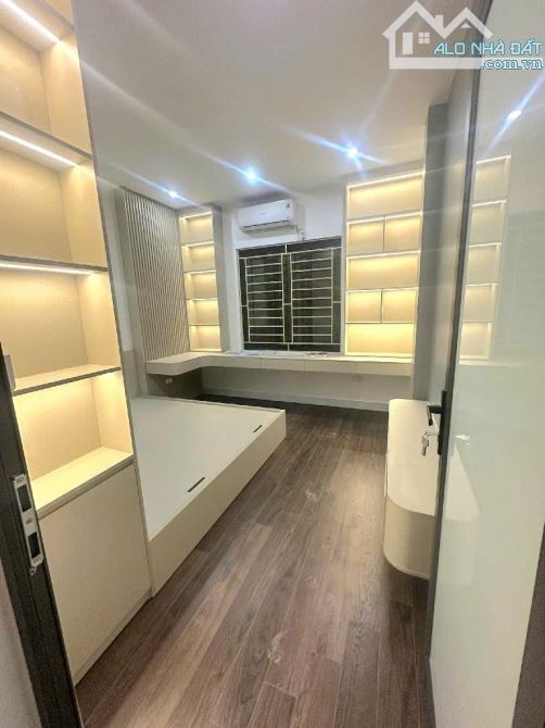 Bán Nhà Dương Nội rẻ nhất thị trường - DT 45m2 * 4 tầng - 60m ra mặt phố ô tô tránh 5.65 ỷ - 3