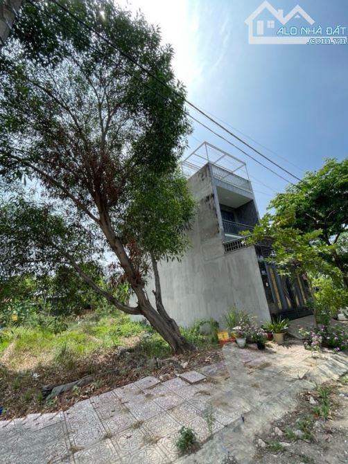 📣📣CHỈ NHỈNH 3 TỶ CÓ NGAY ĐẤT VUÔNG VỨC 55M2 - CẠNH VINHOMES Q9 - ĐƯỜNG 8M VỈA HÈ 2 BÊN - 3