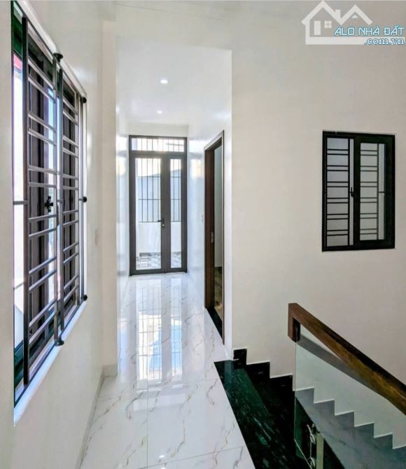 Bán nhà Lực Hành, Đằng Lâm, Hải An, Hải Phòng. 3 tầng, 62m2, 3,69 tỷ. Ngang 4,3m, d2 - 3