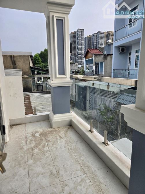 BÁN NHÀ PHƯỚC THIỆN, 3 TẦNG,BTCT, 4PN, DT 62M2, ĐỐI DIỆN VINHOME THỦ ĐỨC, NHỈNH 5 TỶ - 3