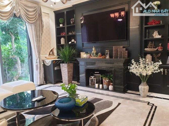 Cần bán góc biệt thự đơn lập Nam thông nhà đẹp có hầm view trực diện công viên, DT 340m2 b - 3