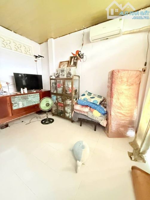 NHÀ CẤP 4(XÂY MỚI) HẺM XE TẢI NGUYỄN VĂN LƯỢNG - LÊ ĐỨC THỌ, DT6*16(92M2) - SỔ VUÔNG - 3