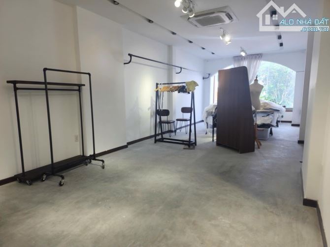 MẶT TIỀN HOÀNG DIỆU Q4, 1P QUA Q1, 72 M2, 4 TẦNG, 50 TR/THÁNG, 28.5 TỶ TL. - 3