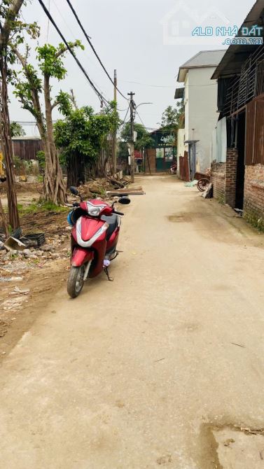 BÁN 64,7M2 ĐẤT THỤY LÂM - ĐÔNG ANH, Ô TÔ TRÁNH, VIEW SÂN BÓNG - 3