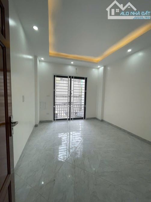 Bán nhà Ngọc Hồi nhà mới Koong 48m 4 tầng 20m ô tô tránh vị trí đẹp giá 4.95 tỷ - 3
