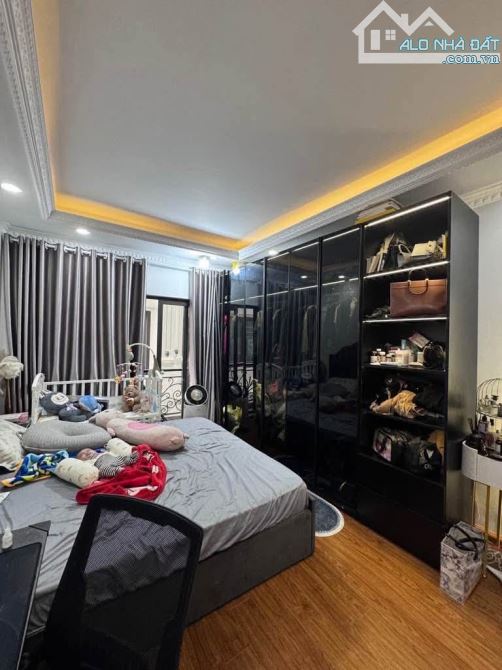 BÁN NHÀ PHỐ KIM NGƯU 60M 5 TẦNG PHÂN LÔ NHÀ ĐẸP HƠN 18 TỶ