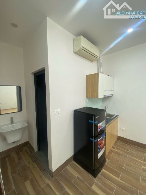 Cho Thuê CCMN Ngõ 145 Quan Nhân Thanh Xuân 25m2 Studio Cửa Sổ Full Nội Thất Thang Máy - 3