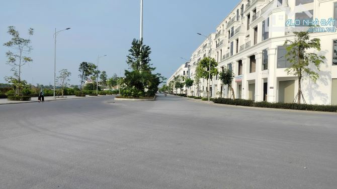 Bán nhà kim chung mặt đường kinh doanh ô tô tránh, lô góc 45m,5 tầng  chỉ hơn 7 tỷ - 3