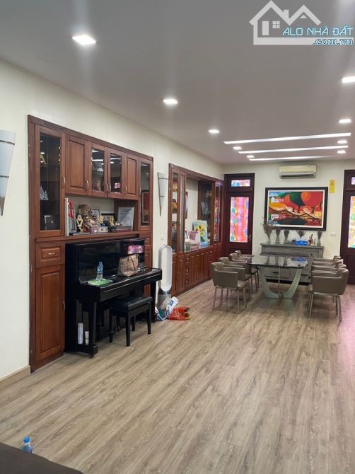 NHÀ PHÂN LÔ Ô BÀN CỜ KIM ĐỒNG HOÀNG MAI 112M² MẶT TIỀN 7M 4 TẦNG ĐẸP LÔ ÁP GÓC GIÁ 28.6 TỶ - 3