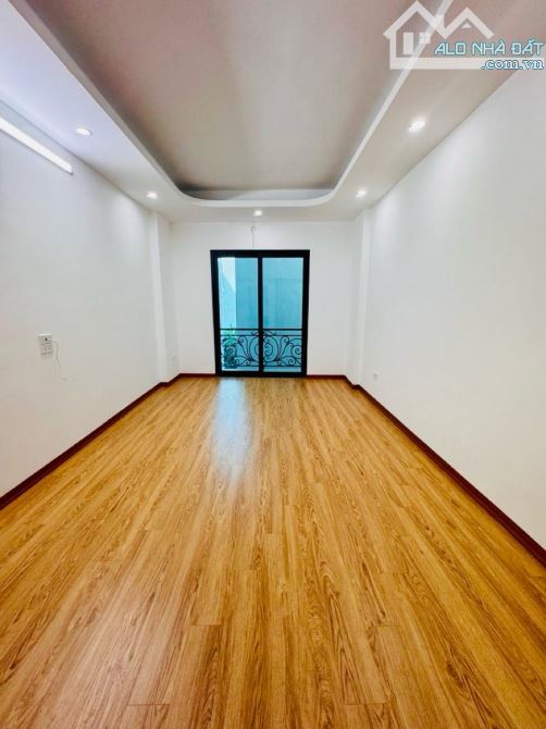 Căn còn lại 5.75 Tỷ,30m2,5T mới tinh tại Vĩnh Hưng, HM, hiện đều trên 6 tỷ hết rồi - 4