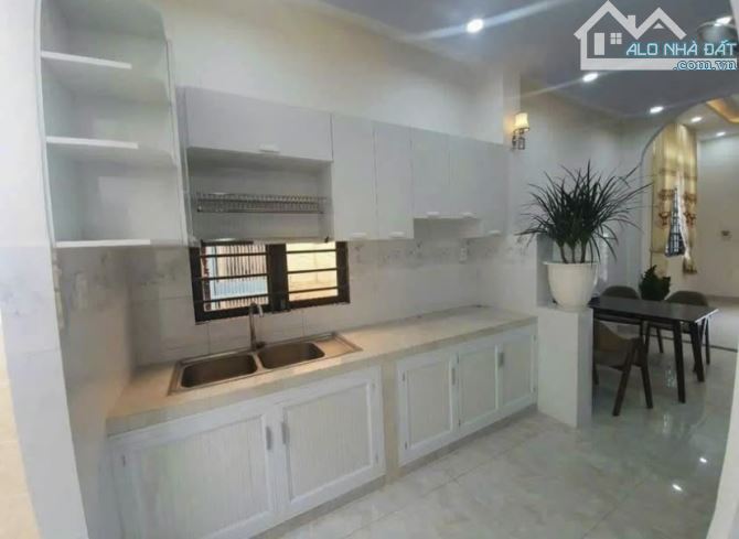 🆘BÁN NHÀ THỔ CƯ SỔ RIÊNG GẦN UỶ BAN PHƯỜNG TRẢNG DÀI BIÊN HOÀ  ✅Diện Tích : 5X18m ( 2 Mặt - 4