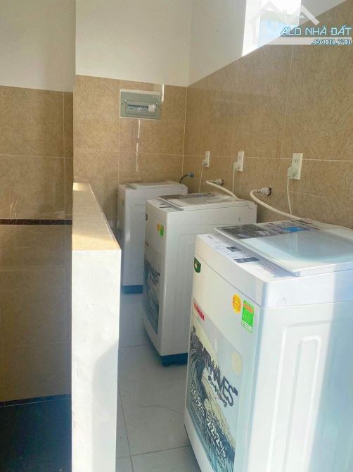 Bán Toà Nhà 1358m2 sàn Hầm 7 tầng nở hậu 51PN thu về 280tr/tháng giá bán chỉ 48 tỷ! - 4